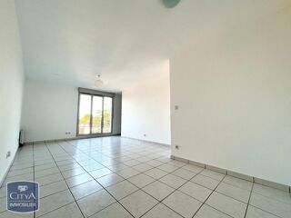  Appartement à louer 1 pièce 35 m²