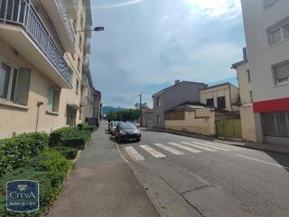  Parking / Garage à louer 