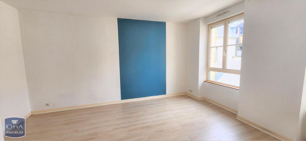 location Appartement - 2 pièce(s) - 57 m² Laon (02000)