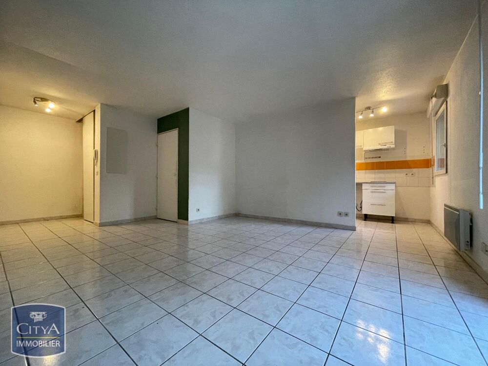 location Appartement - 3 pièce(s) - 56 m² Sorgues (84700)