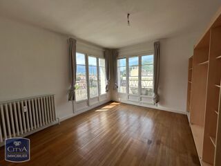  Appartement à louer 3 pièces 90 m²