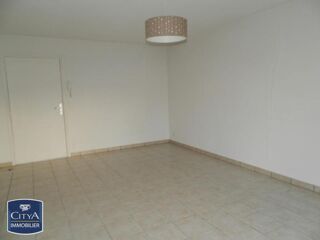  Appartement à louer 3 pièces 55 m²