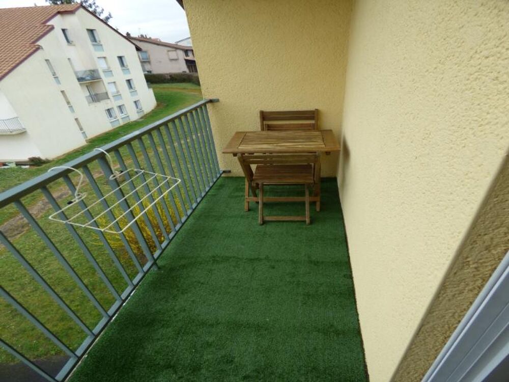 location Appartement - 2 pièce(s) - 60 m² Sancé (71000)