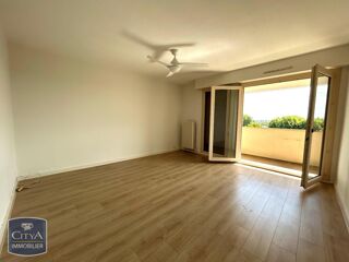  Appartement à louer 3 pièces 70 m²