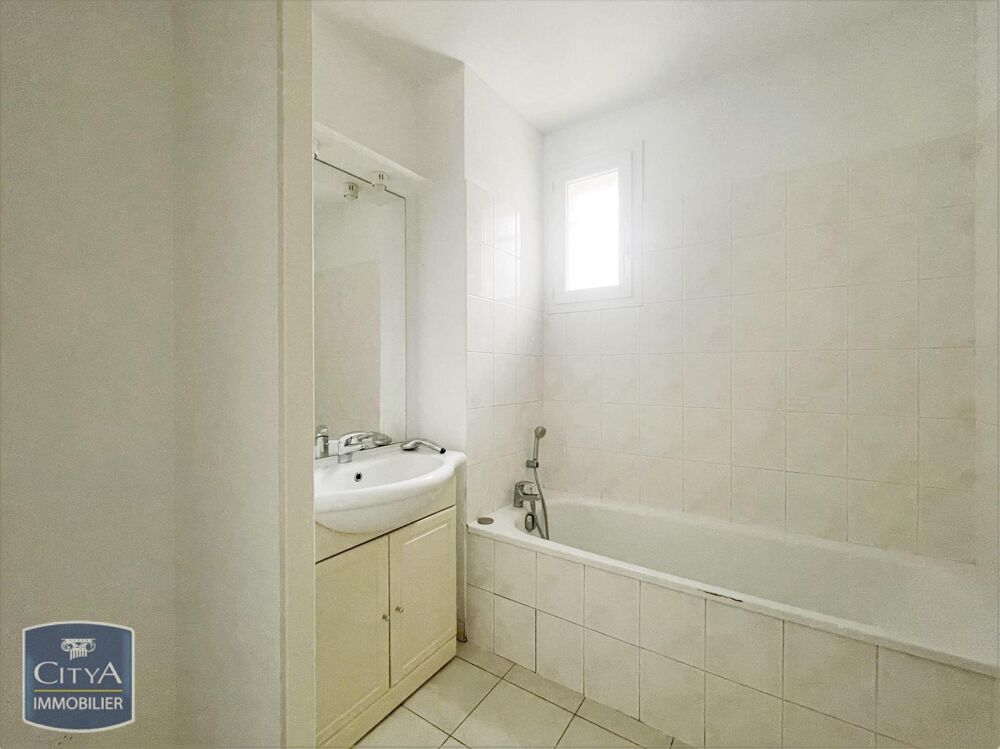 location Maison - 3 pièce(s) - 72 m² Pineuilh (33220)