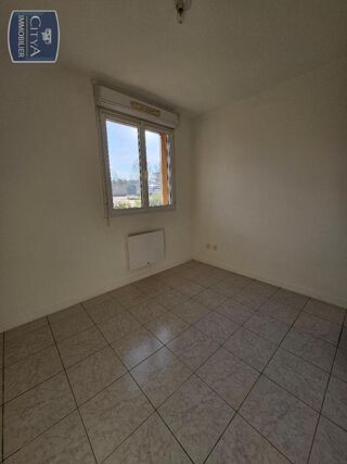  Appartement à louer 2 pièces 45 m²