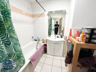  Appartement à louer 3 pièces 65 m²