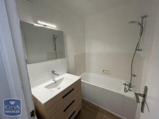  Appartement à louer 2 pièces 40 m²