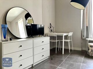  Appartement � louer 1 pi�ce 32 m� Nimes