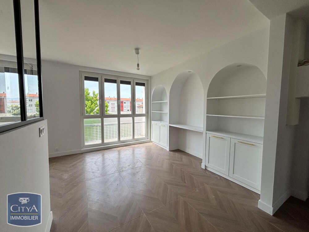 location Appartement - 2 pièce(s) - 47 m² Tassin-la-Demi-Lune (69160)