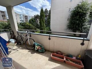  Appartement à louer 3 pièces 57 m²