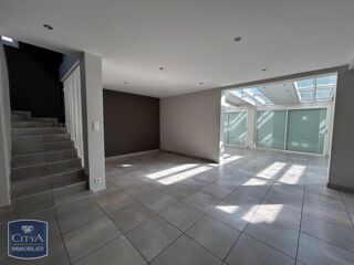  Maison à louer 4 pièces 154 m²