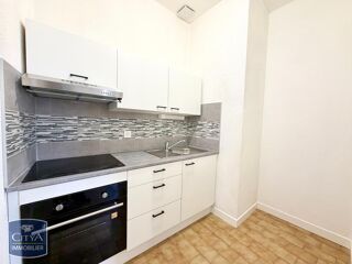  Appartement à louer 2 pièces 33 m²