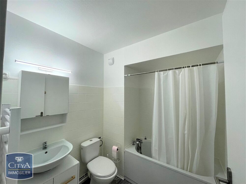 À LOUER : Appartement rénové T1 situé à Guéret, dans le ....