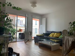  Appartement à louer 3 pièces 74 m²