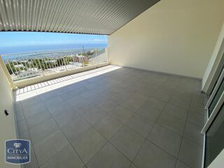  Appartement à louer 3 pièces 96 m²