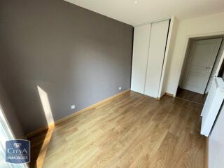  Appartement à louer 3 pièces 63 m²