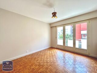  Appartement à louer 2 pièces 59 m²