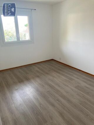  Appartement à louer 3 pièces 68 m²