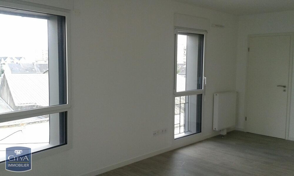 location Appartement - 2 pièce(s) - 45 m² Lorient (56100)