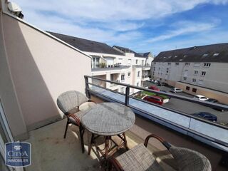  Appartement à louer 4 pièces 81 m²