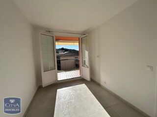  Appartement à louer 2 pièces 31 m²