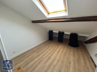  Appartement à louer 4 pièces 67 m²