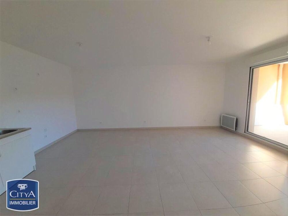location Appartement - 3 pièce(s) - 66 m² Luynes (13080)
