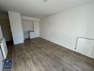  Appartement à louer 3 pièces 51 m²
