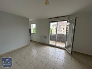  Appartement à louer 2 pièces 48 m²