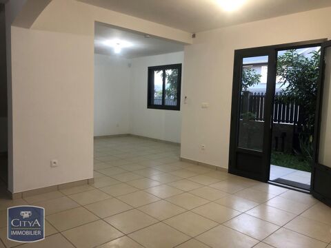  Location Maison Maison - 4 pi�ce(s) - 105 m�