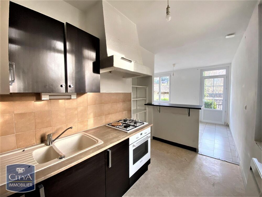 location Maison - 3 pièce(s) - 66 m² Fontaine-de-Vaucluse (84800)