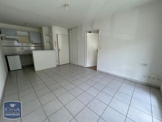  Appartement à louer 2 pièces 36 m²