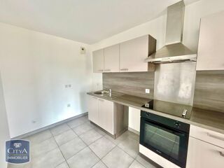  Appartement à louer 3 pièces 70 m²