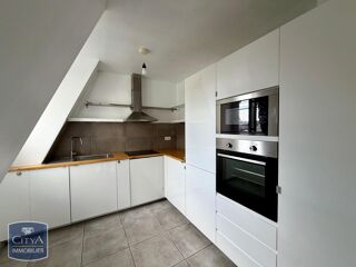  Appartement à louer 5 pièces 119 m²