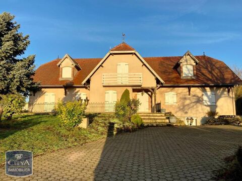   Location Maison Maison - 8 pi�ce(s) - 280 m�