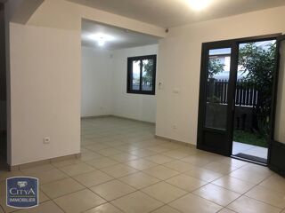  Maison à louer 4 pièces 105 m²