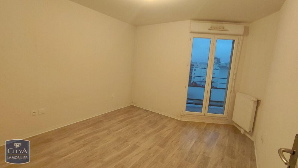Saint-Claude - A louer : Appartement T2 avec balcon A pr....