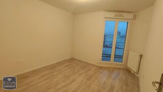  Appartement à louer 2 pièces 45 m²