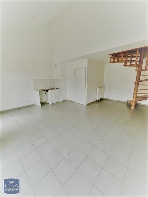  Appartement � louer 5 pi�ces 92 m�