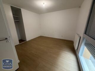  Appartement à louer 3 pièces 68 m²
