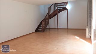  Maison à louer 4 pièces 161 m²