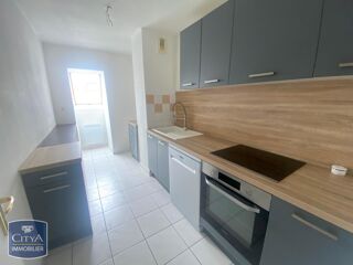  Appartement à louer 3 pièces 76 m²