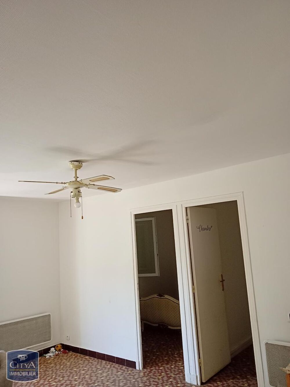 À LOUER : Appartement T3 situé à Grenoble. Ce bien immob....