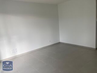  Appartement à louer 2 pièces 43 m²