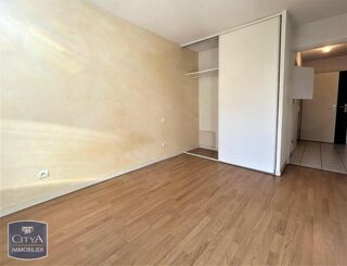  Appartement à louer 2 pièces 48 m²