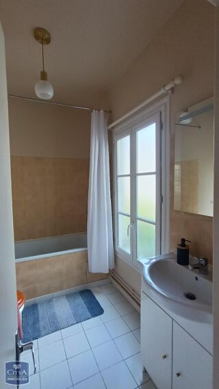  Appartement à louer 1 pièce 35 m²
