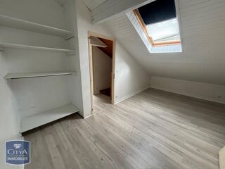  Appartement à louer 3 pièces 73 m²