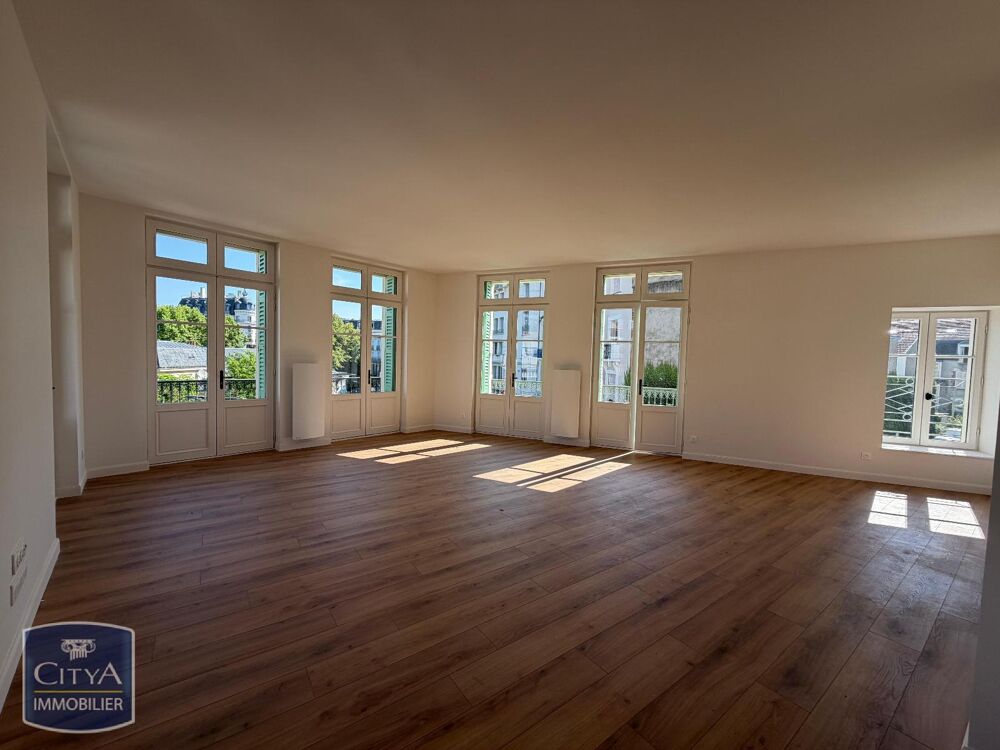 location Appartement - 4 pièce(s) - 88 m² Vichy (03200)