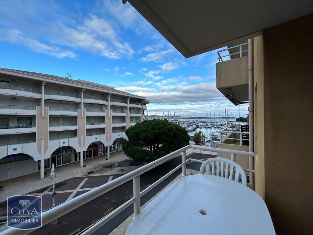 location Appartement - 2 pièce(s) - 41 m² Fréjus (83600)